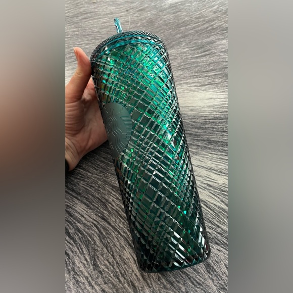 NWT - Starbucks 24oz Holiday Green Diamond-Textured Cold Beverage Tumbler - Picture 3 of 7